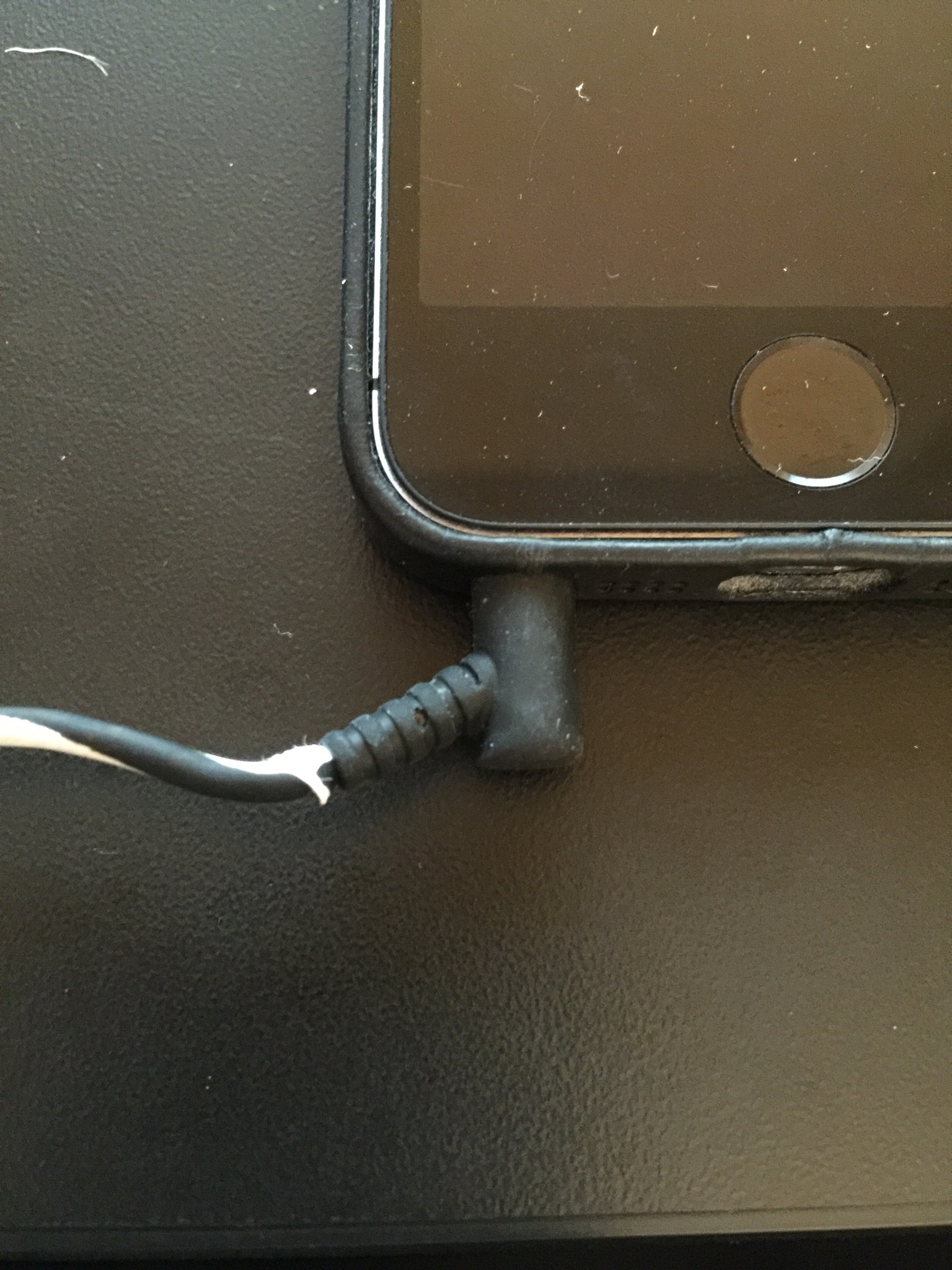 angled headphone jack